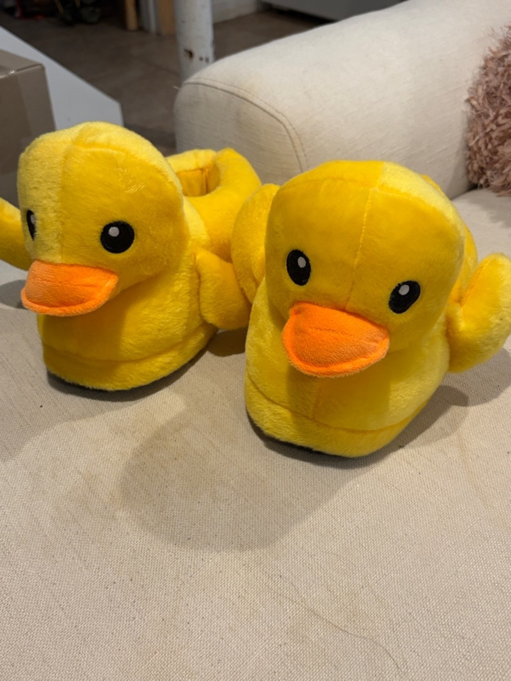 plush rubber ducky slippers kids sz small 4-6